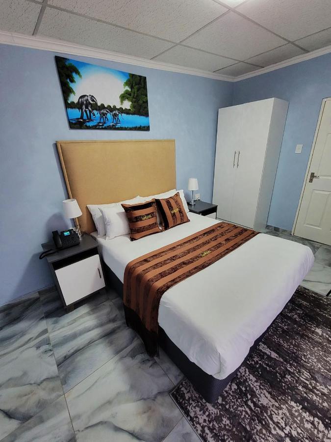 La-Nuel Guest Lodge Boksburg Eksteriør billede