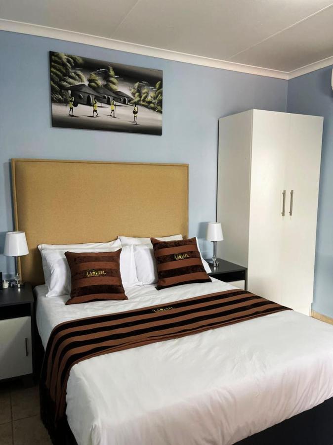 La-Nuel Guest Lodge Boksburg Eksteriør billede