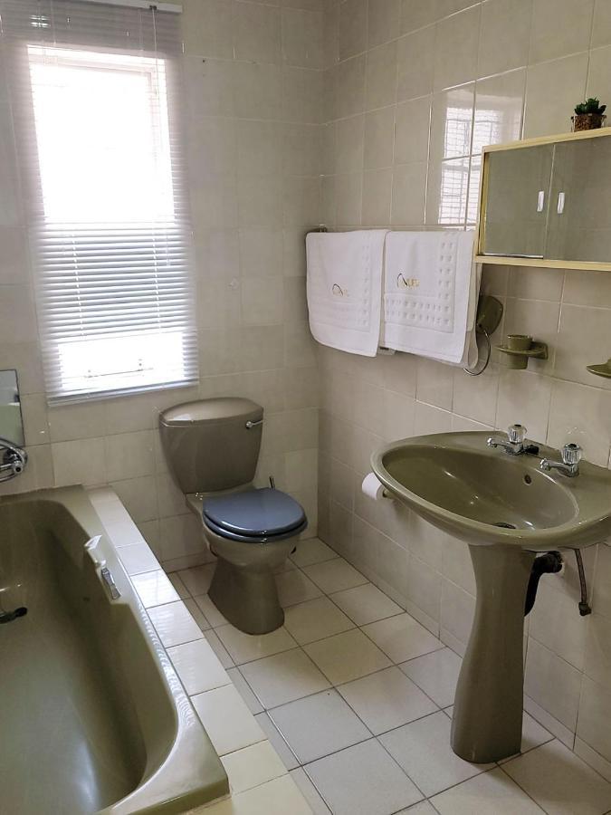 La-Nuel Guest Lodge Boksburg Eksteriør billede